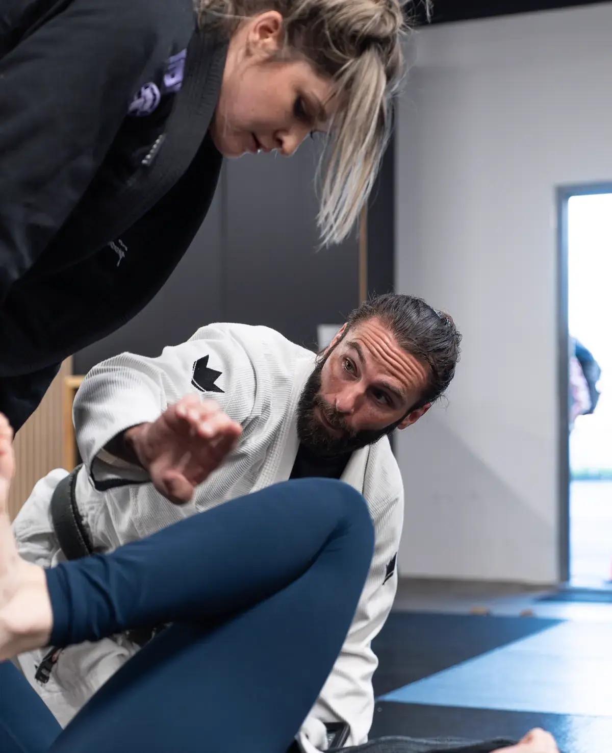 Beginners-only jiu jitsu class training with a coach at Logic Jiu Jitsu in Fishtown
